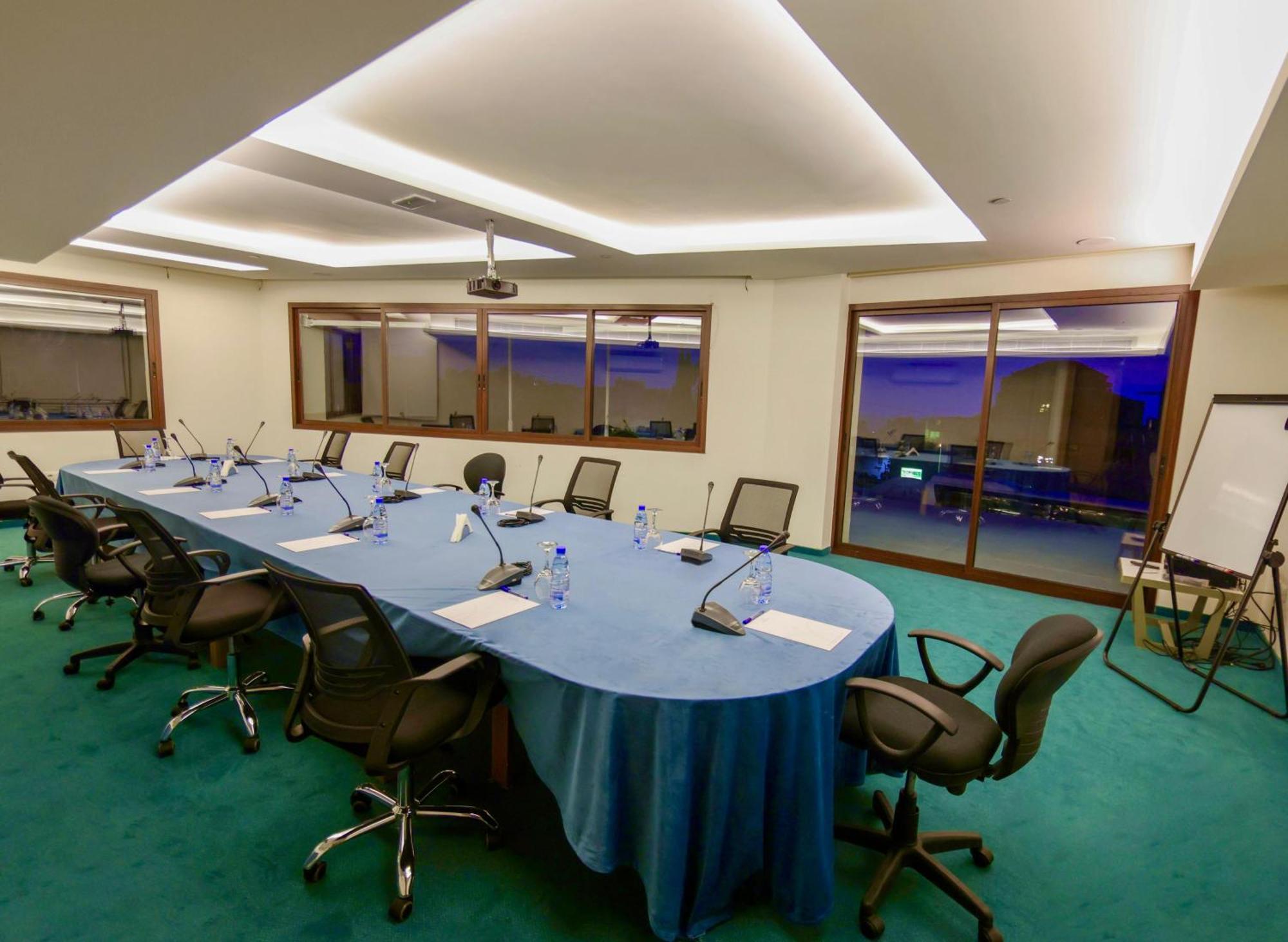 Majestic Byblos Grand Hotel Esterno foto